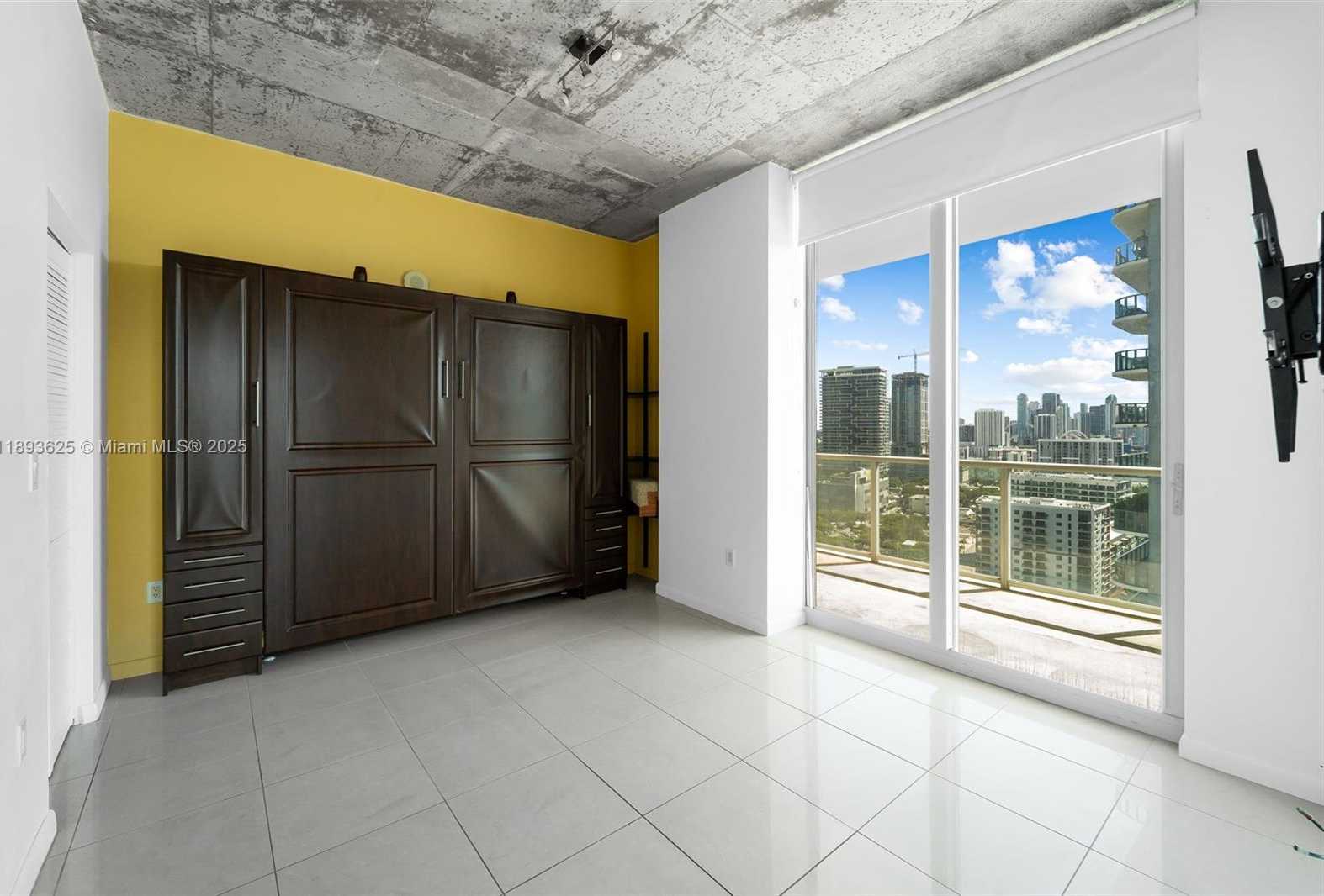 Small Image of 3470 EAST COAST AVE #H2508, Miami Number 9