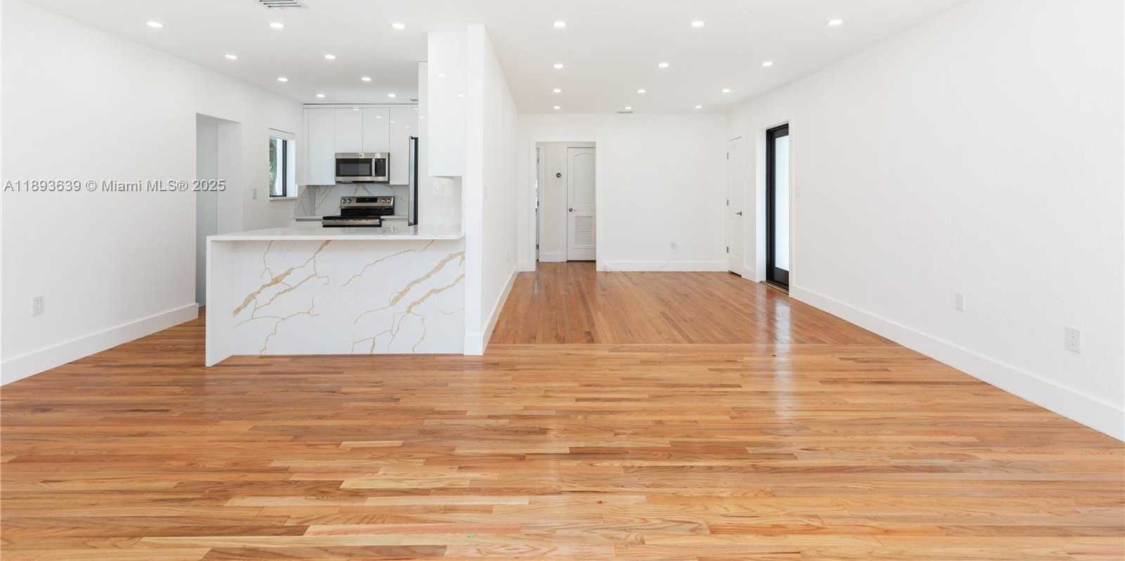 Small Image of 6731 SOUTH WEST 33RD ST, Miami Number 15
