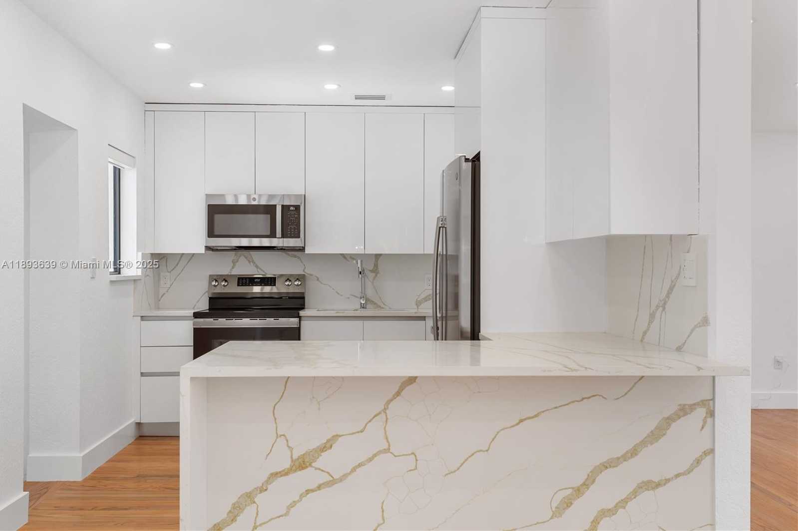 Small Image of 6731 SOUTH WEST 33RD ST, Miami Number 17