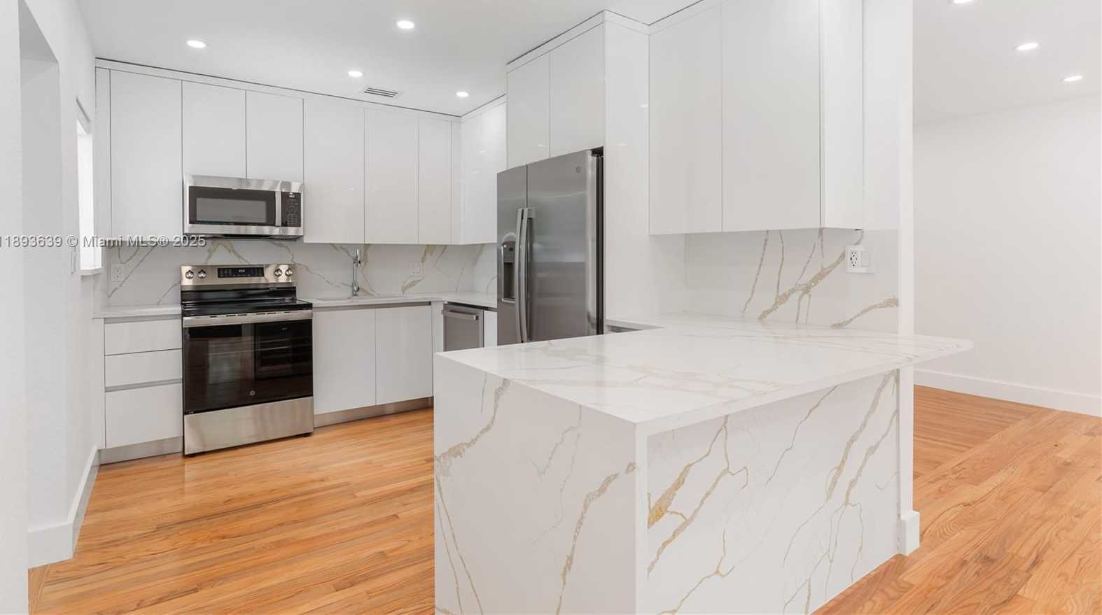Small Image of 6731 SOUTH WEST 33RD ST, Miami Number 18