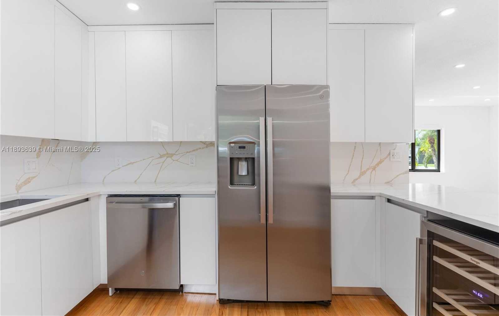 Small Image of 6731 SOUTH WEST 33RD ST, Miami Number 19