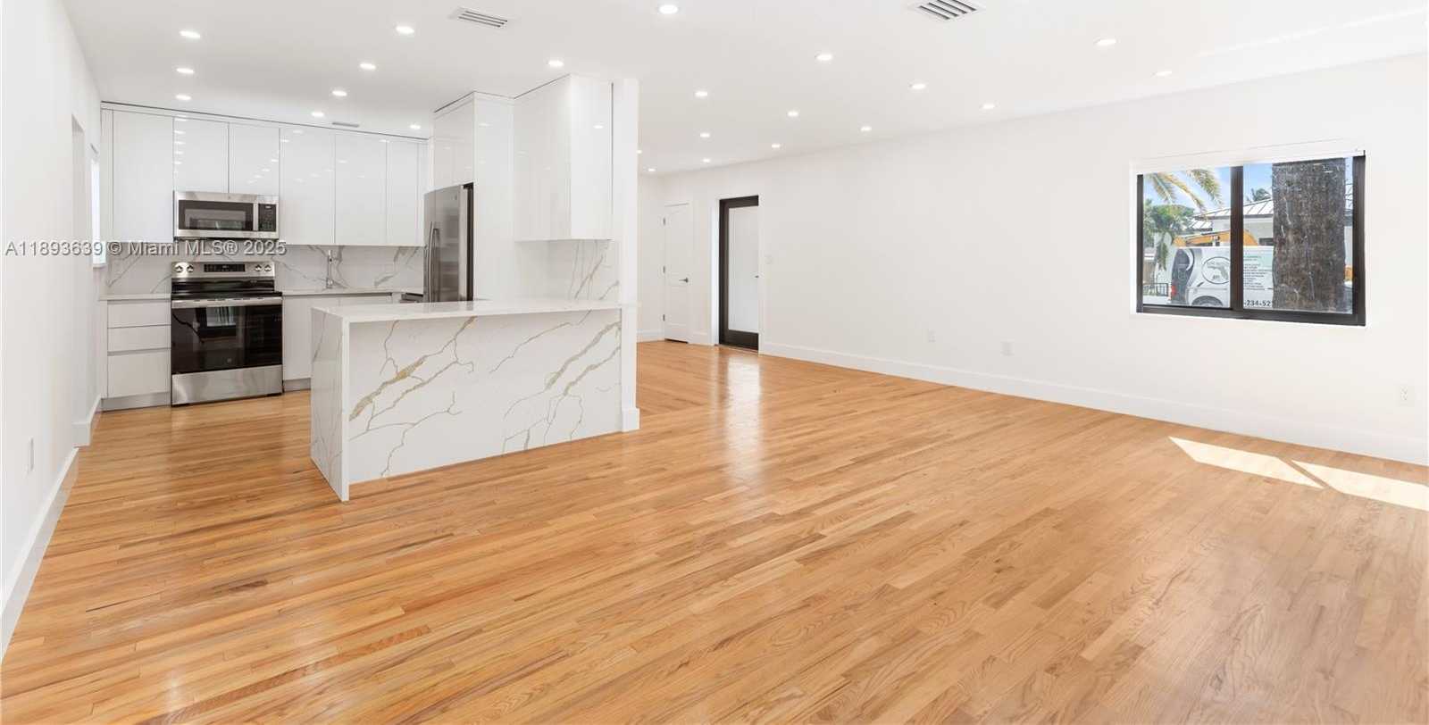 Small Image of 6731 SOUTH WEST 33RD ST, Miami Number 22