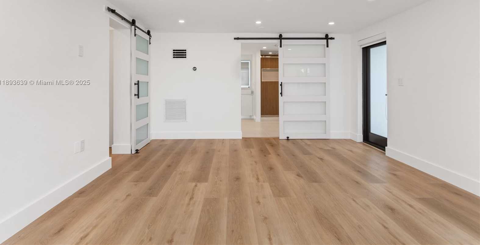 Small Image of 6731 SOUTH WEST 33RD ST, Miami Number 37