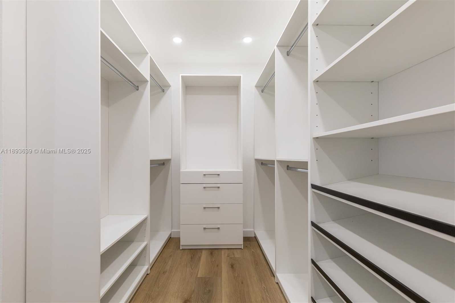 Small Image of 6731 SOUTH WEST 33RD ST, Miami Number 38
