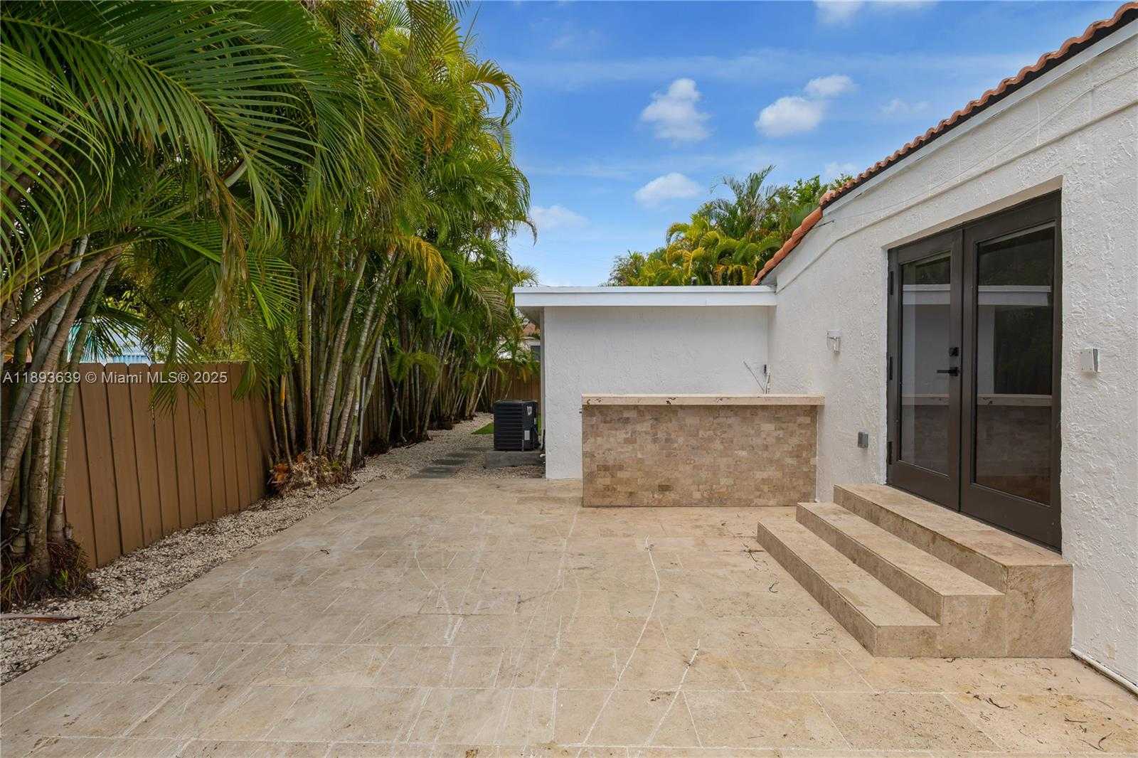 Small Image of 6731 SOUTH WEST 33RD ST, Miami Number 42