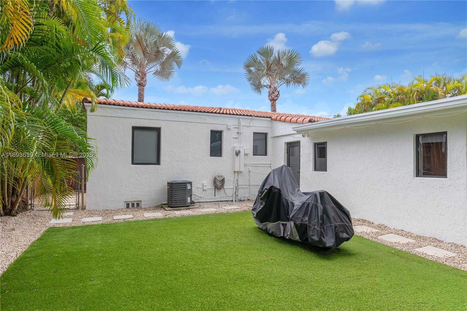 Small Image of 6731 SOUTH WEST 33RD ST, Miami Number 44
