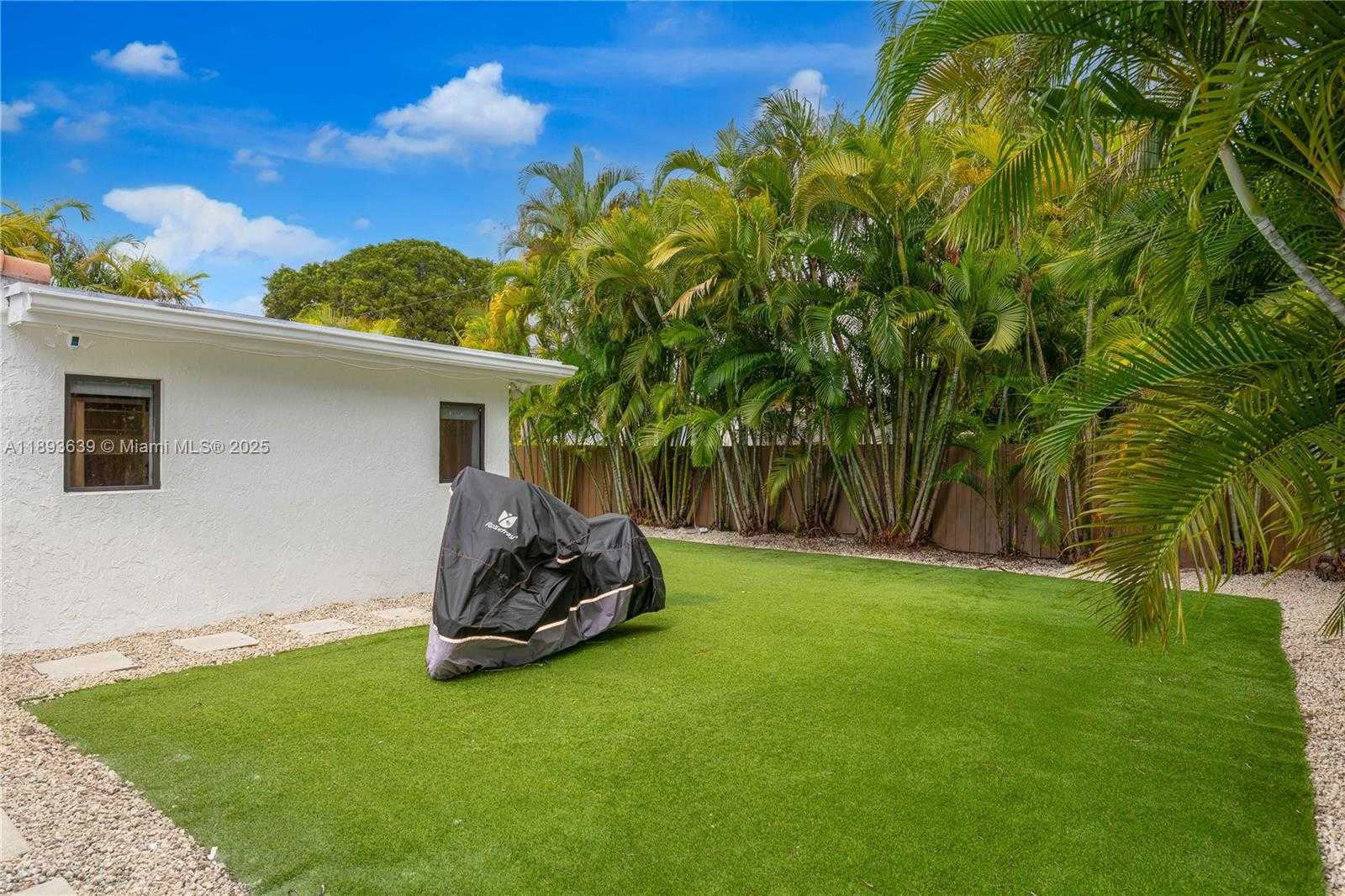 Small Image of 6731 SOUTH WEST 33RD ST, Miami Number 45
