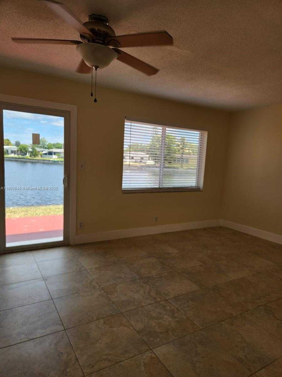Small Image of 6807 NORTH WEST 58TH CT #6807, Tamarac Number 11