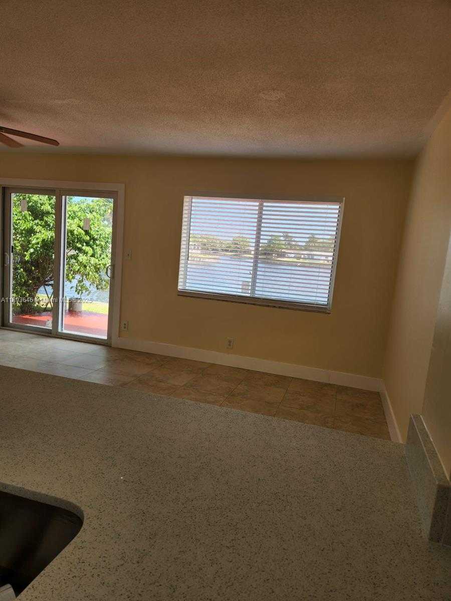 Small Image of 6807 NORTH WEST 58TH CT #6807, Tamarac Number 12
