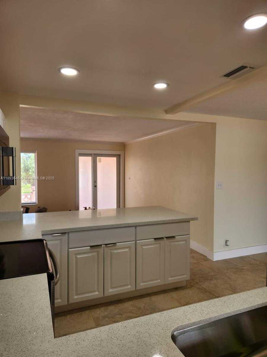 Small Image of 6807 NORTH WEST 58TH CT #6807, Tamarac Number 7