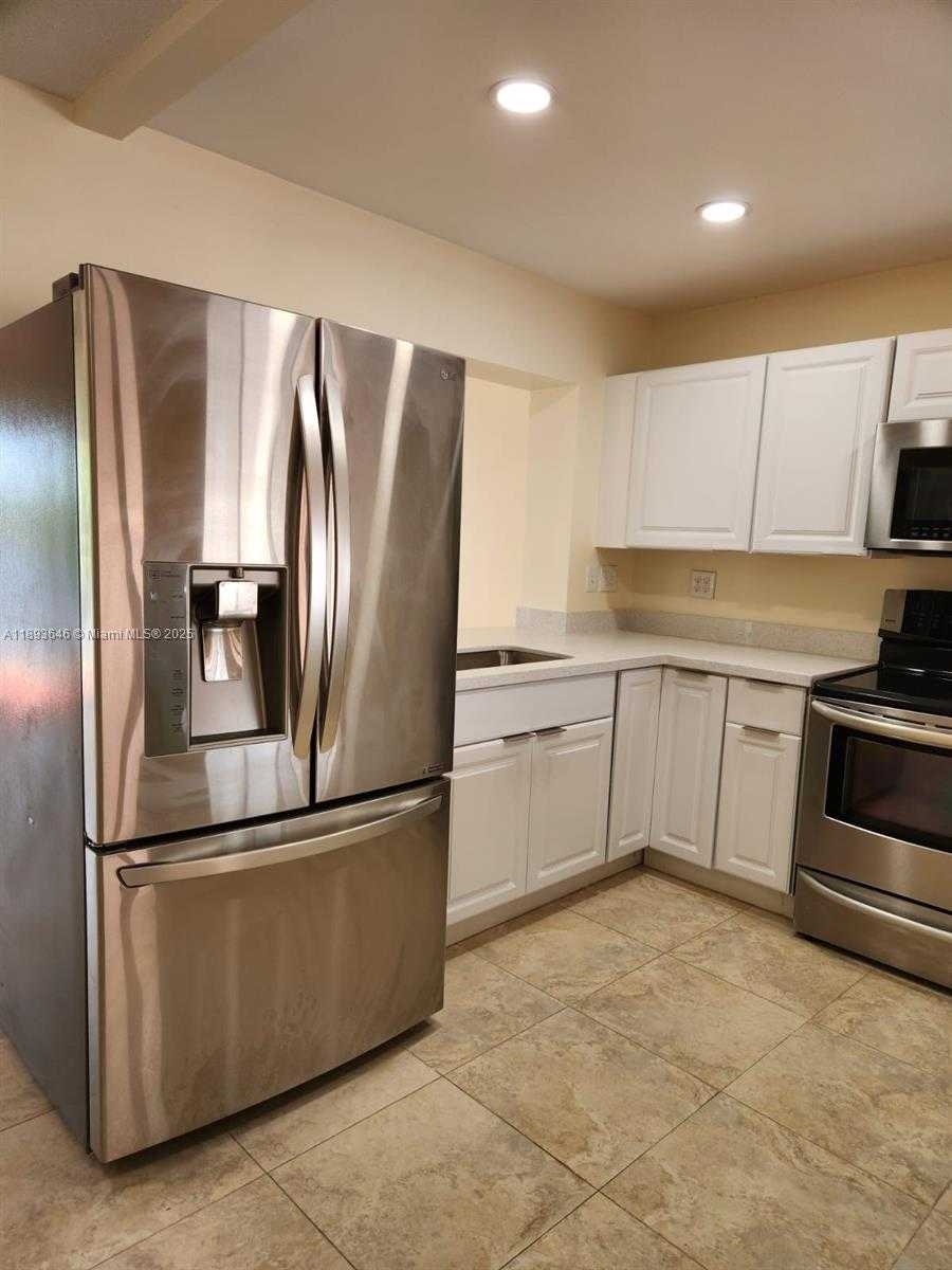 Small Image of 6807 NORTH WEST 58TH CT #6807, Tamarac Number 9