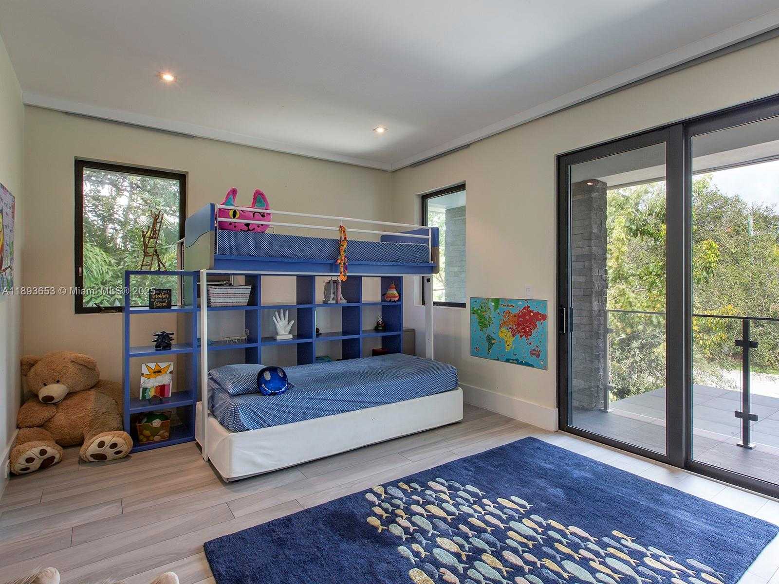 Small Image of 7500 SOUTH WEST 57TH CT, South Miami Number 28