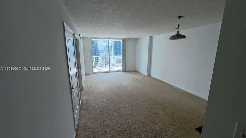 Small Image of 1200 BRICKELL BAY DR #3505, Miami Number 12