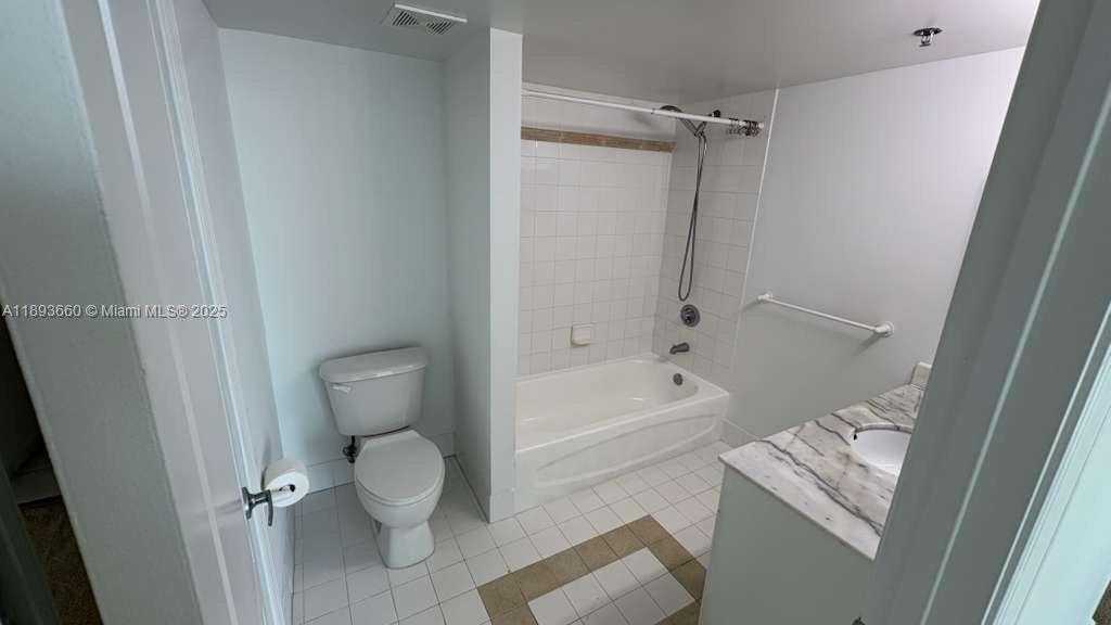 Small Image of 1200 BRICKELL BAY DR #3505, Miami Number 20