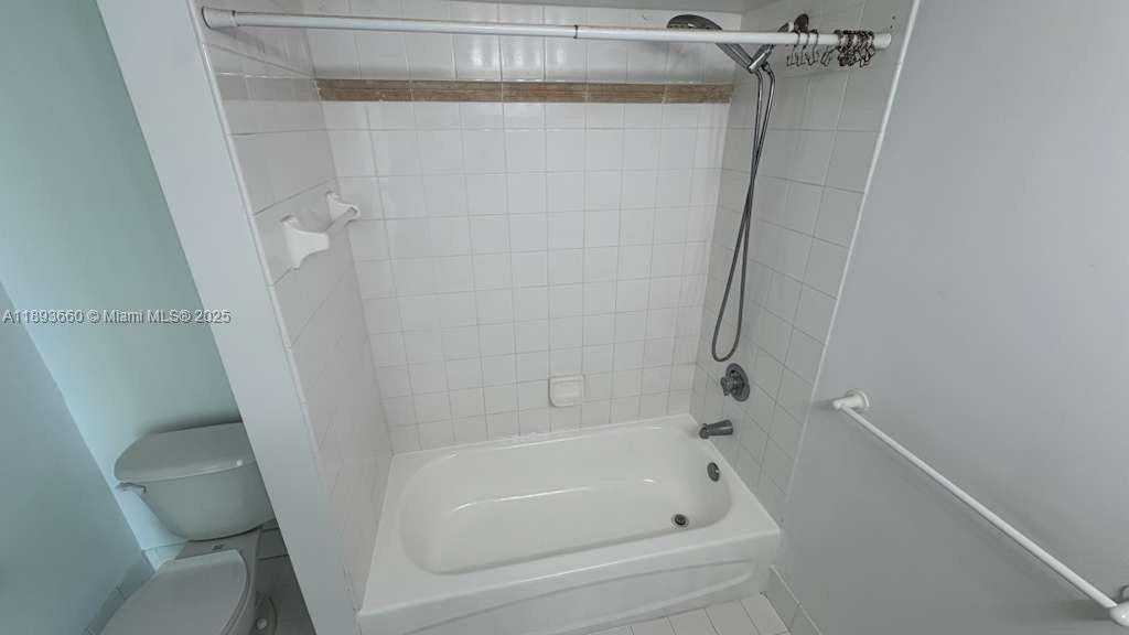 Small Image of 1200 BRICKELL BAY DR #3505, Miami Number 21