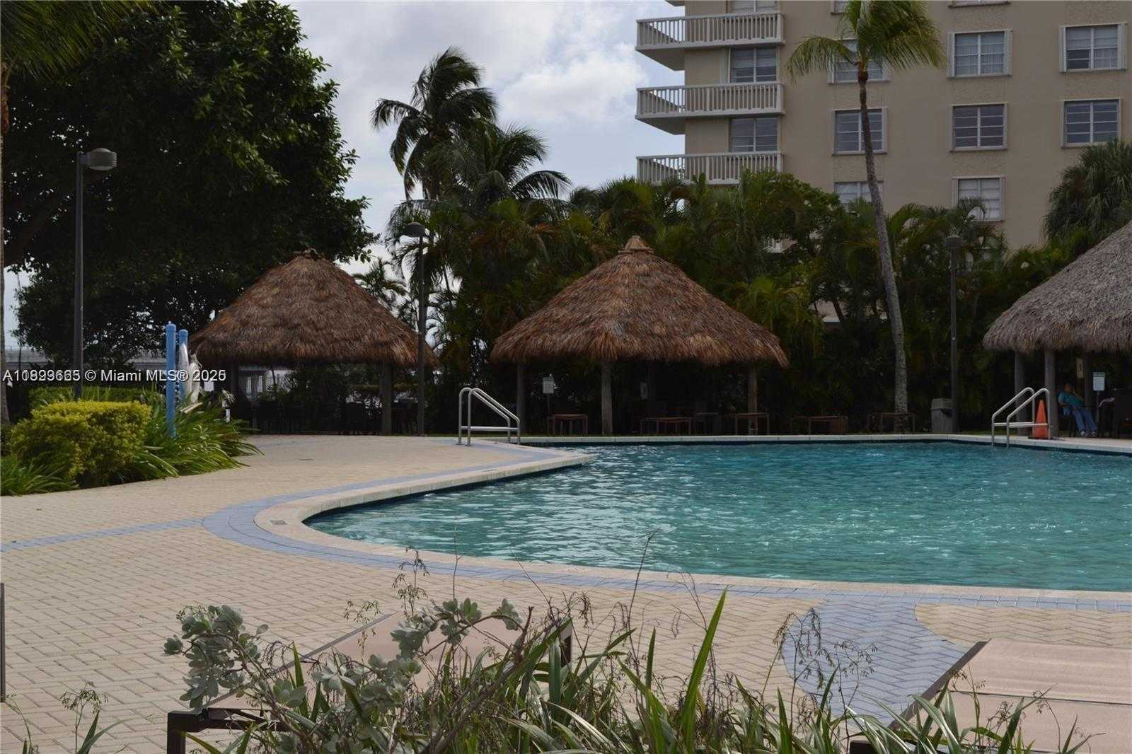 Small Image of 2451 BRICKELL AVE #12K, Miami Number 14