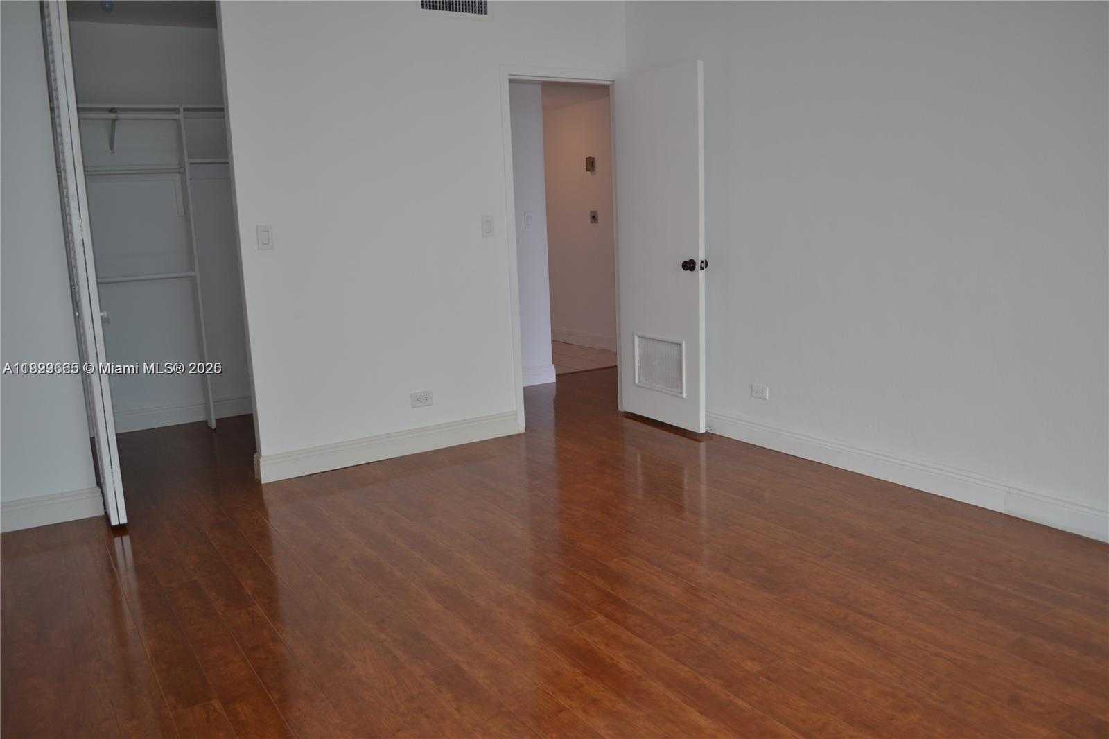 Small Image of 2451 BRICKELL AVE #12K, Miami Number 9