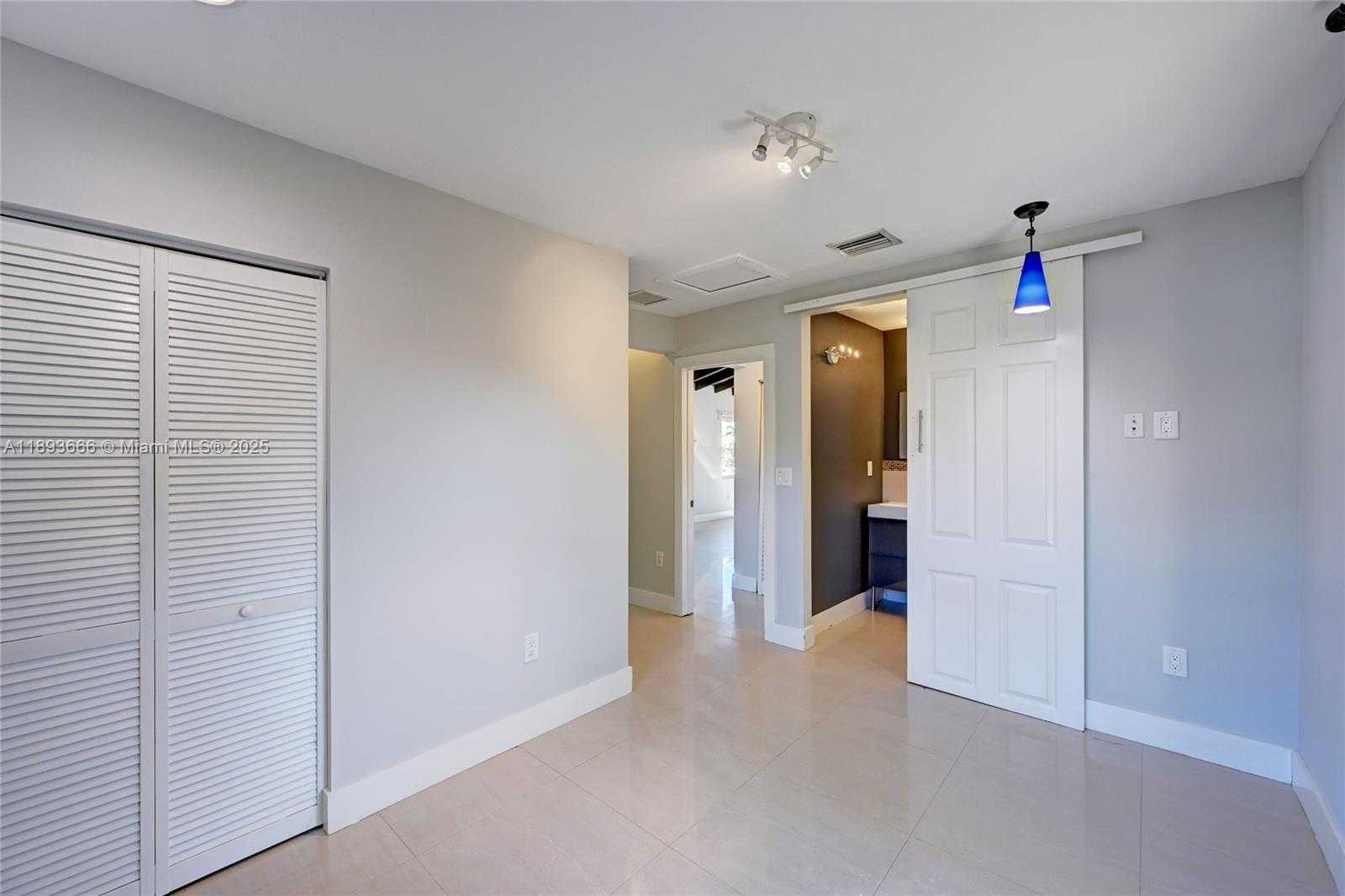 Small Image of 4617 NORTH ANDREWS AVE, Oakland Park Number 19