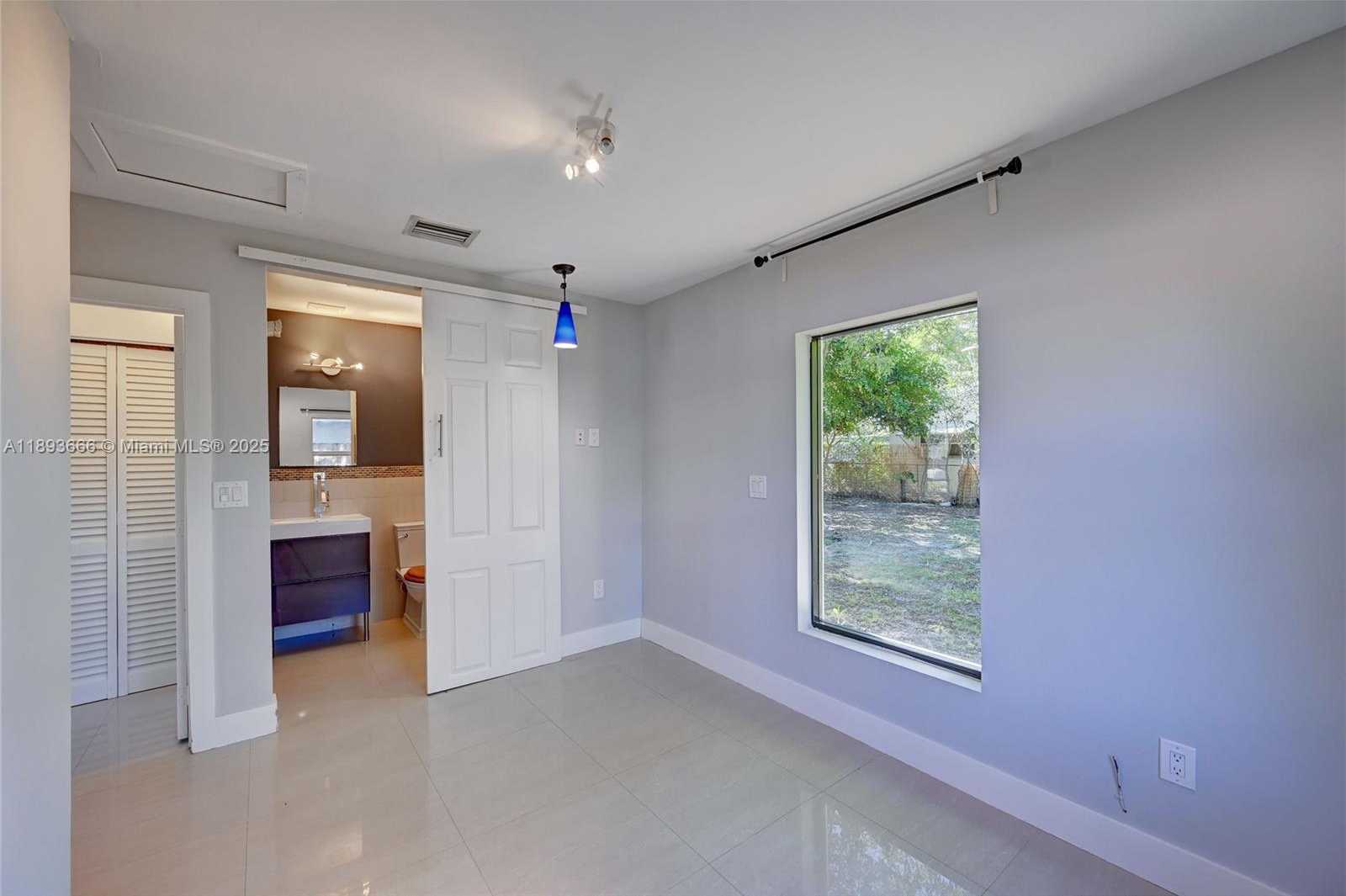 Small Image of 4617 NORTH ANDREWS AVE, Oakland Park Number 20