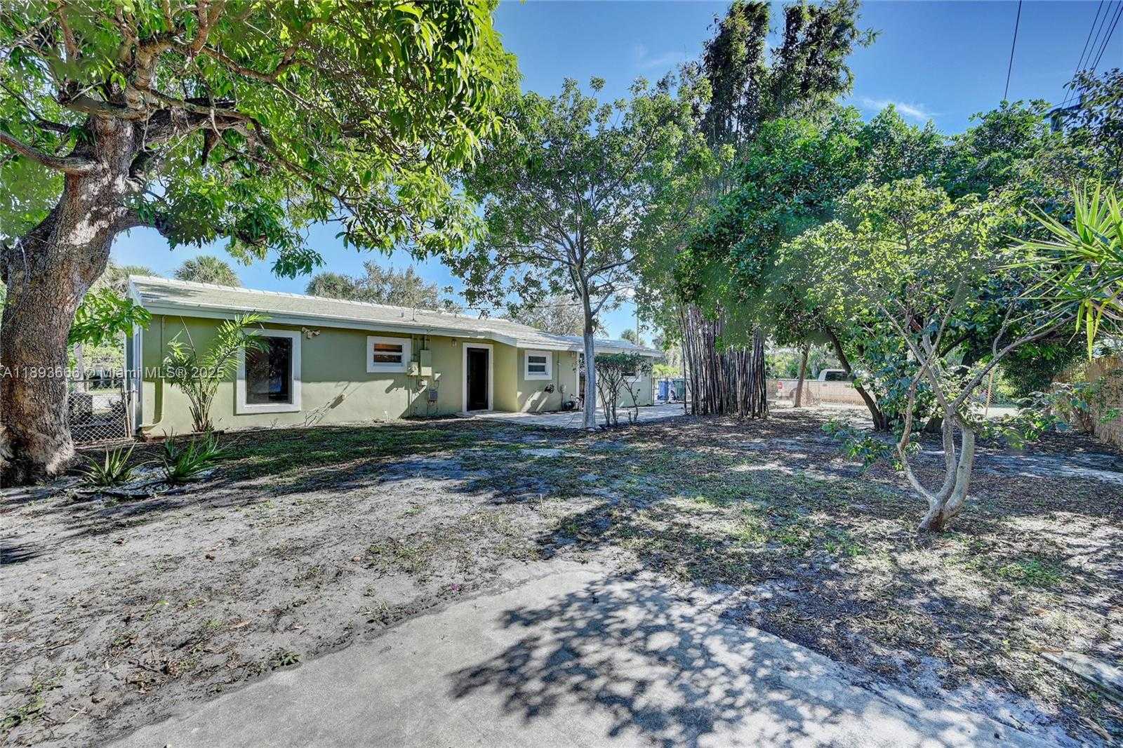 Small Image of 4617 NORTH ANDREWS AVE, Oakland Park Number 23