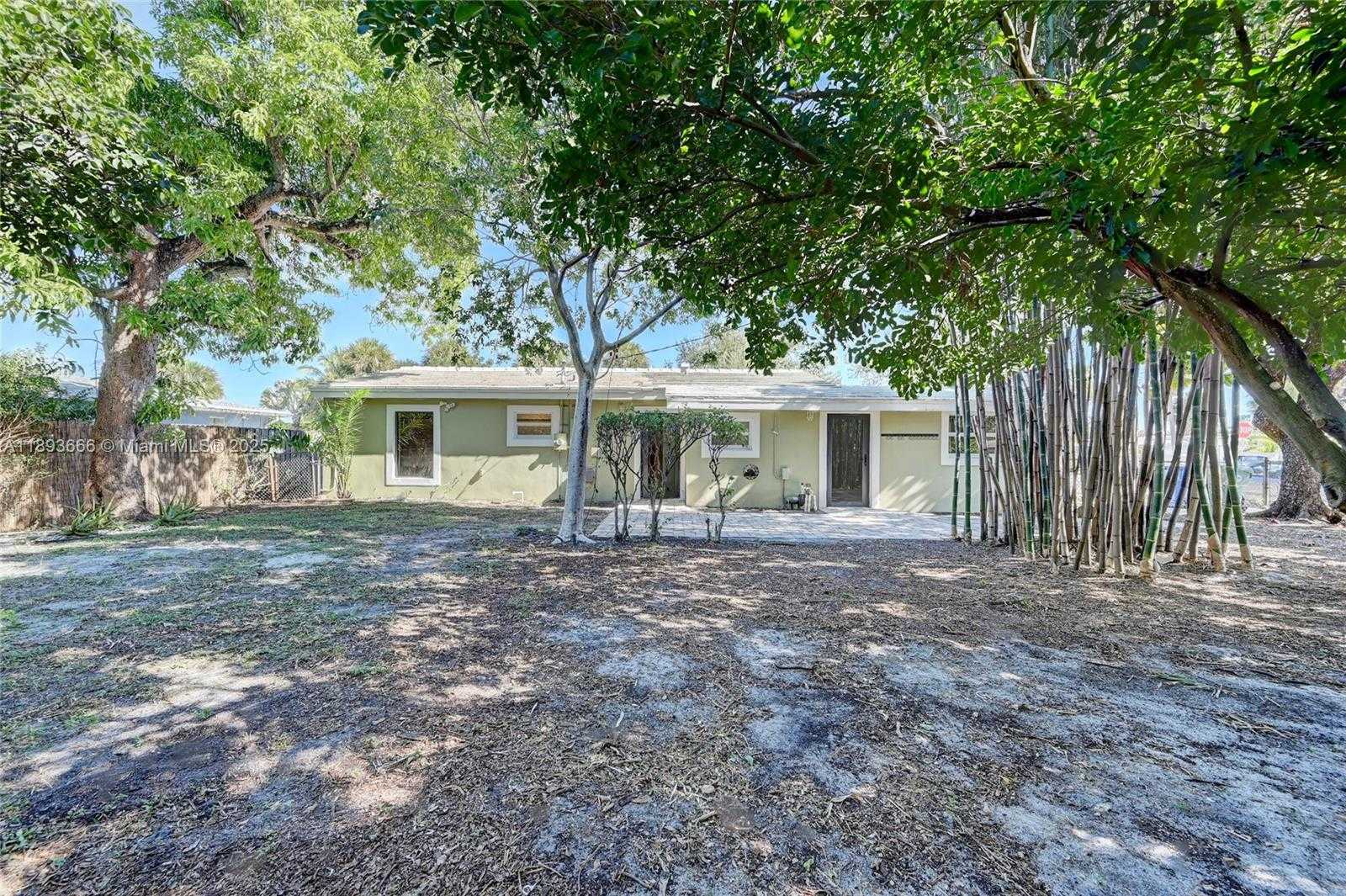 Small Image of 4617 NORTH ANDREWS AVE, Oakland Park Number 24