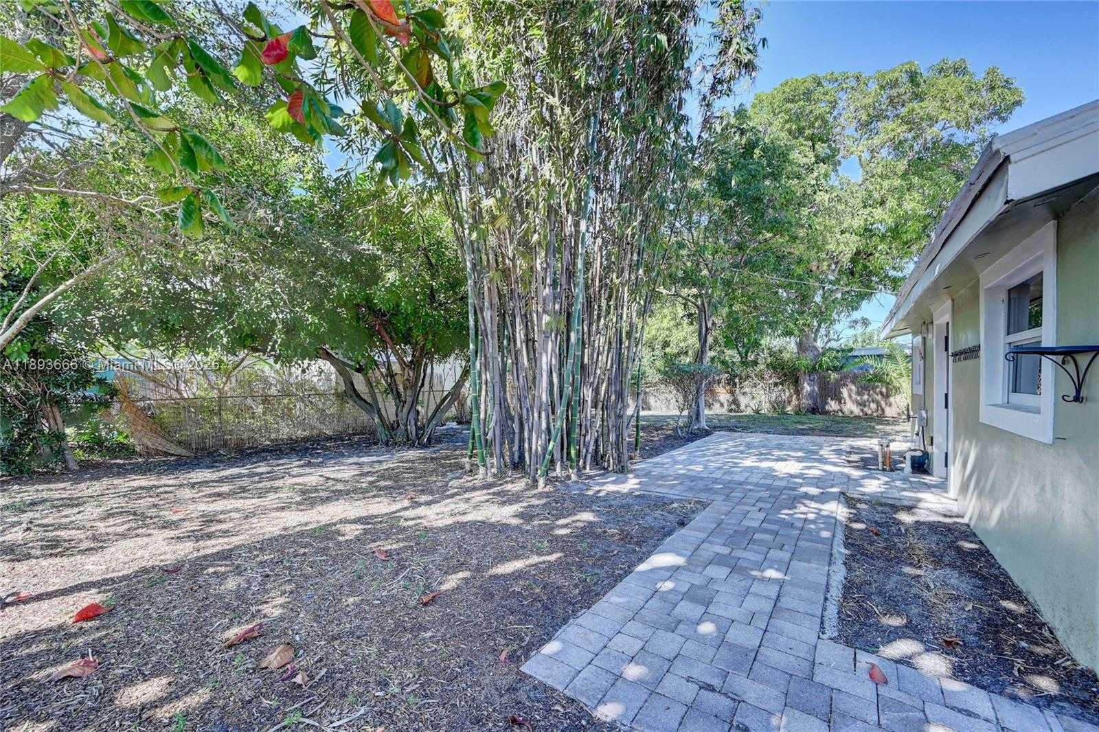 Small Image of 4617 NORTH ANDREWS AVE, Oakland Park Number 26
