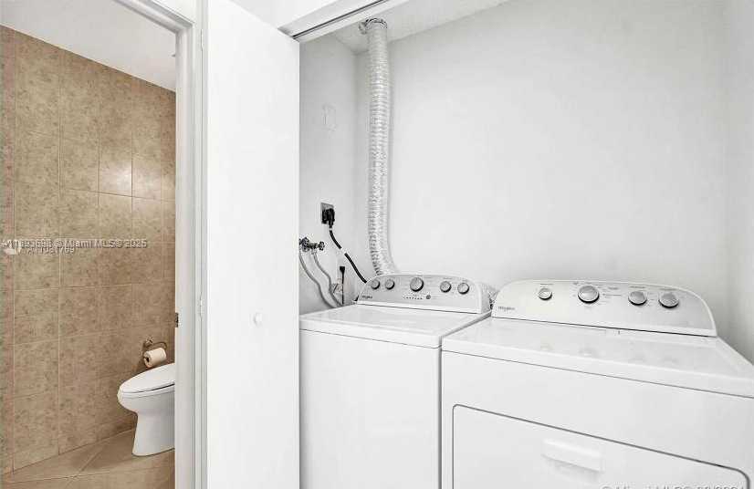 Small Image of 20937 BAY CT #114-1, Aventura Number 12