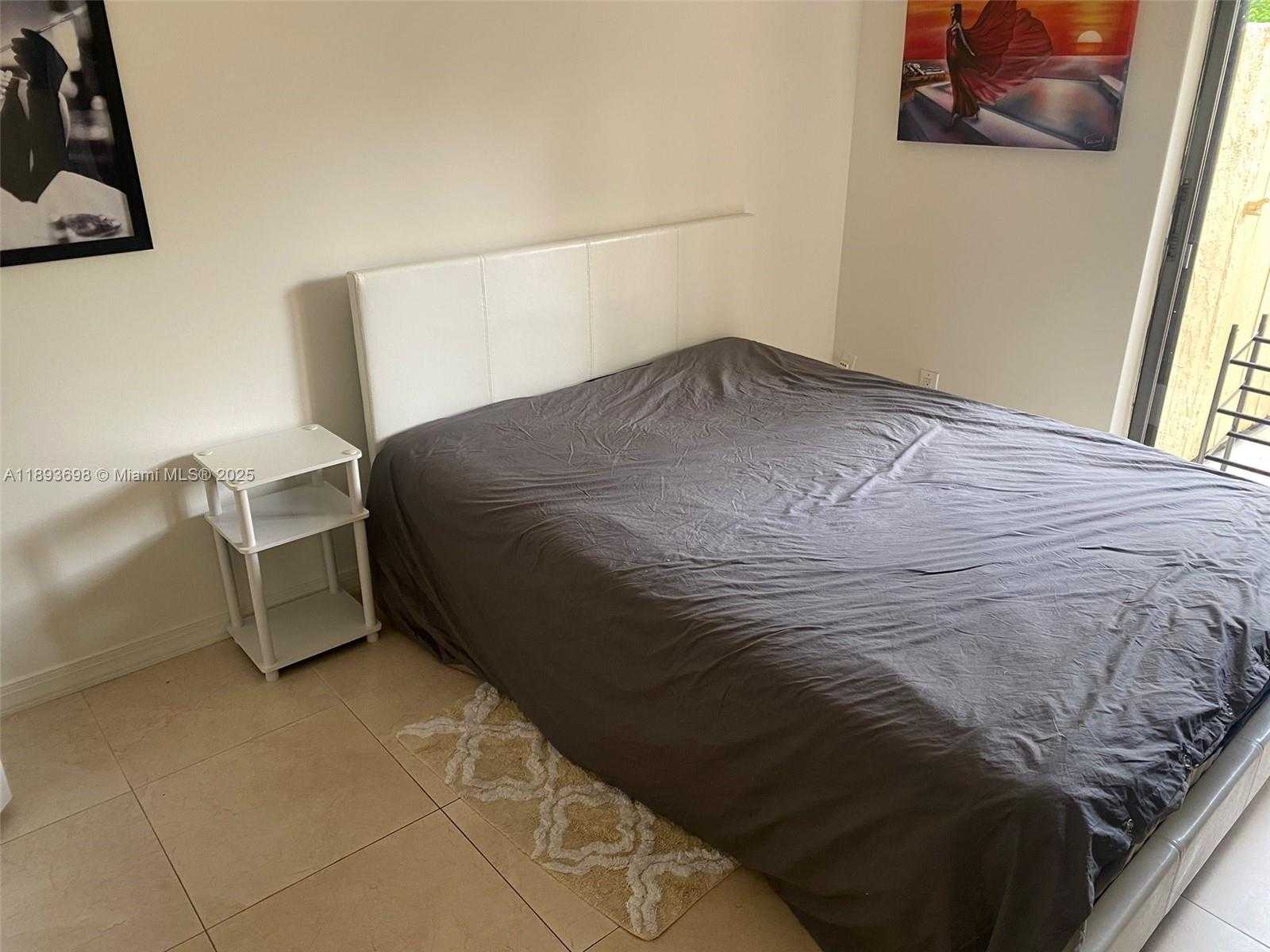 Small Image of 20937 BAY CT #114-1, Aventura Number 22