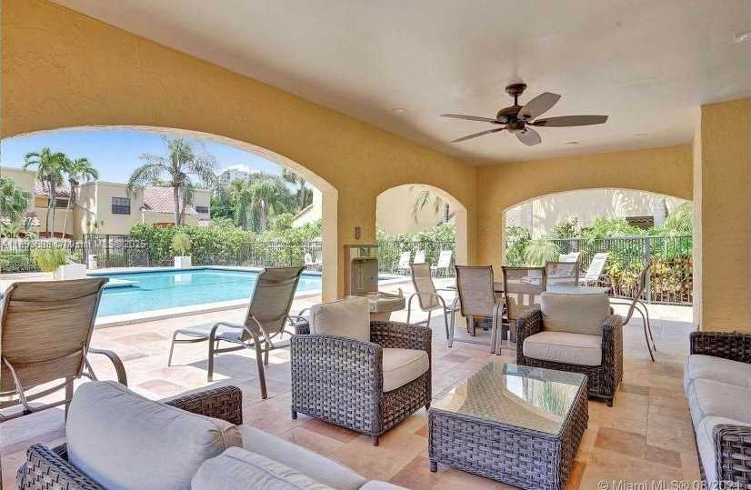 Small Image of 20937 BAY CT #114-1, Aventura Number 5