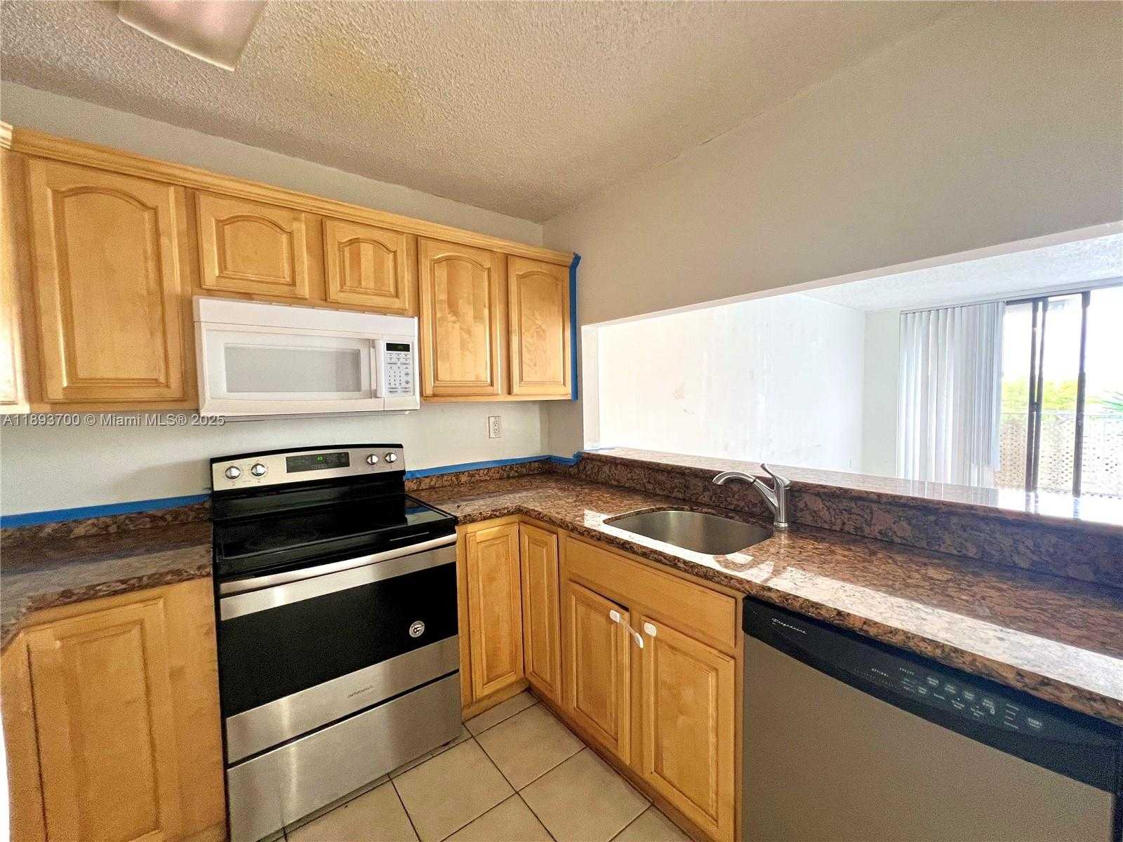 Small Image of 8185 NORTH WEST 7TH ST #421, Miami Number 4