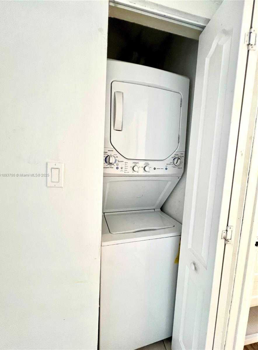 Small Image of 8185 NORTH WEST 7TH ST #421, Miami Number 7