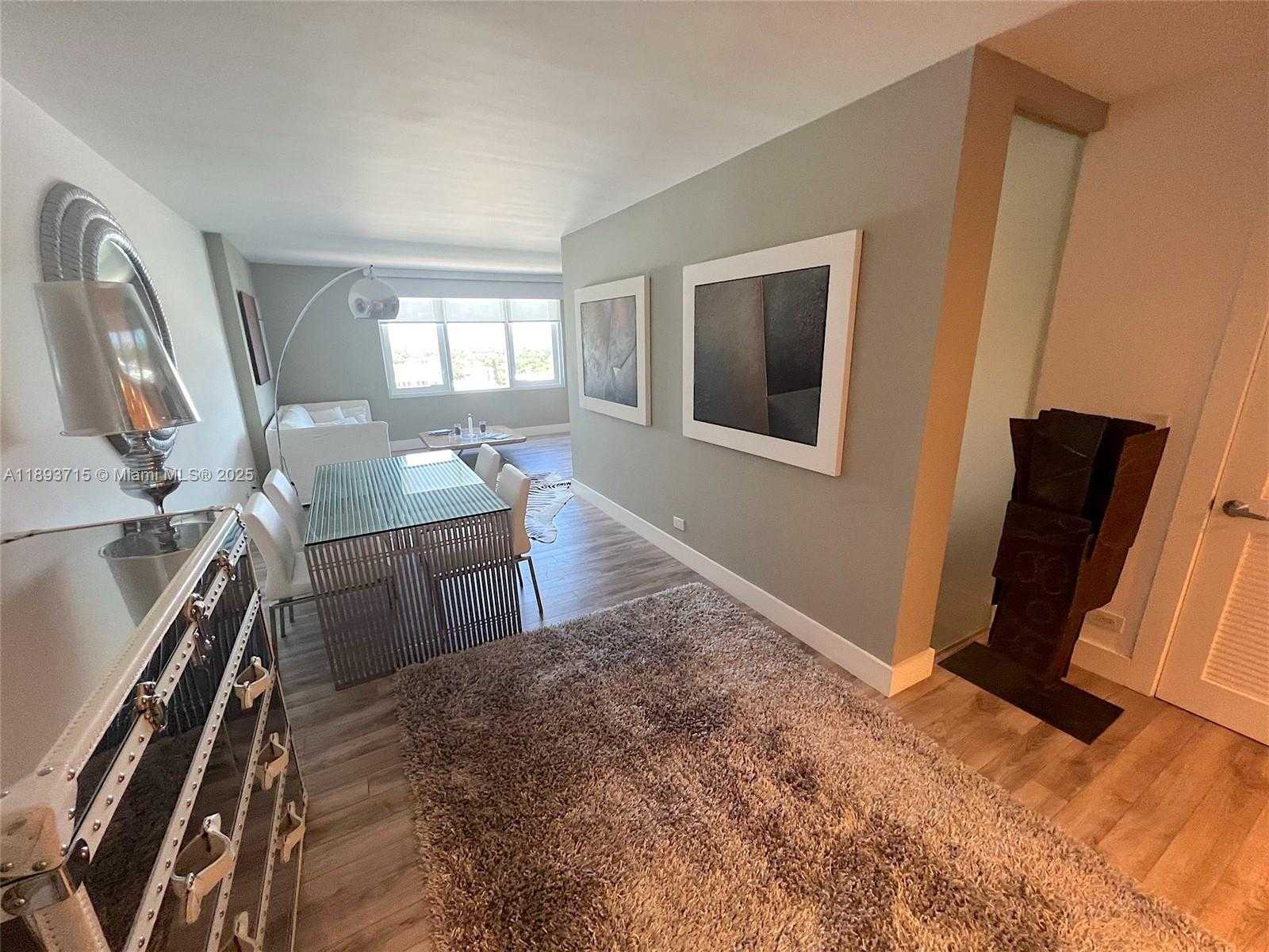 Small Image of 2301 COLLINS AVE #1232, Miami Beach Number 3