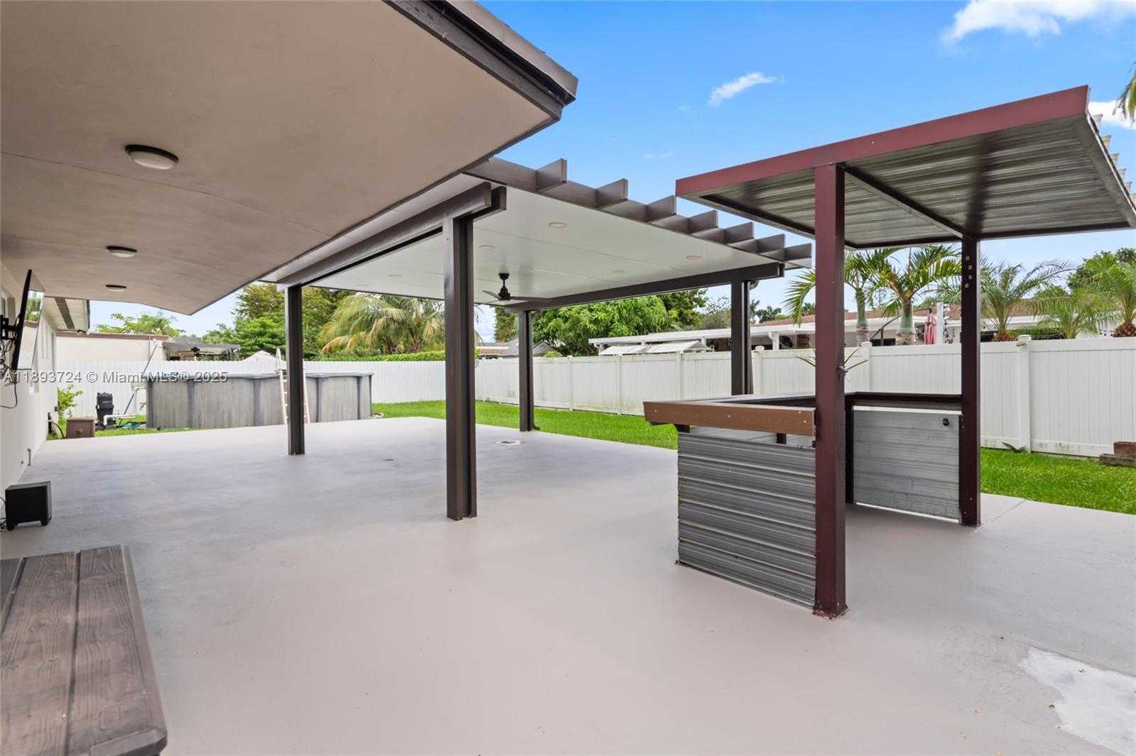 Small Image of 8440 SOUTH WEST 201ST ST, Cutler Bay Number 20