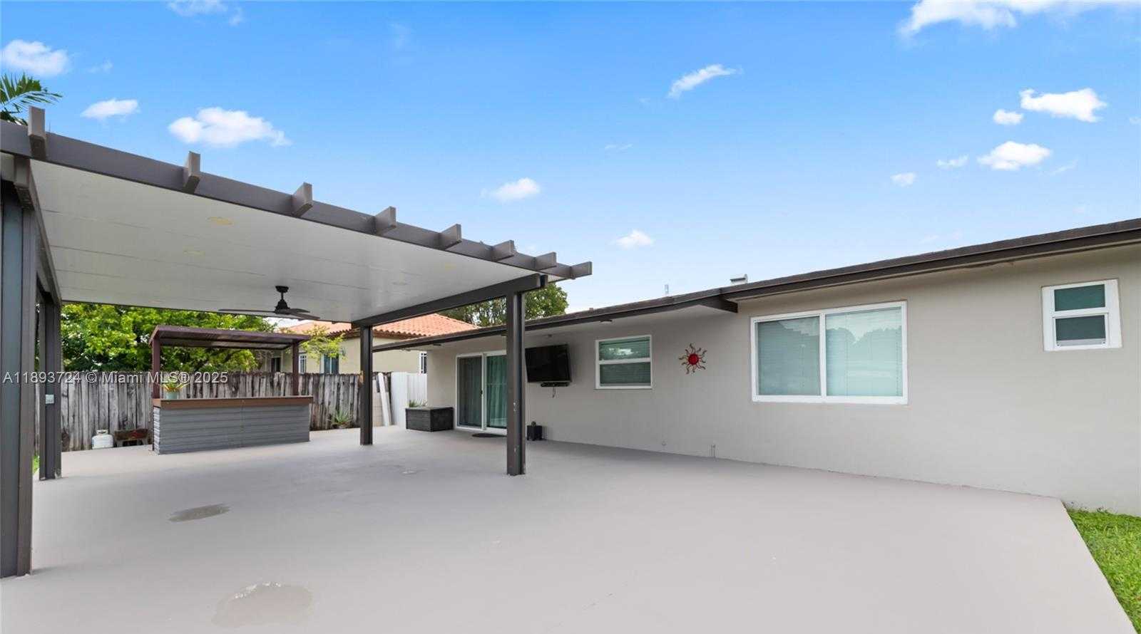 Small Image of 8440 SOUTH WEST 201ST ST, Cutler Bay Number 21