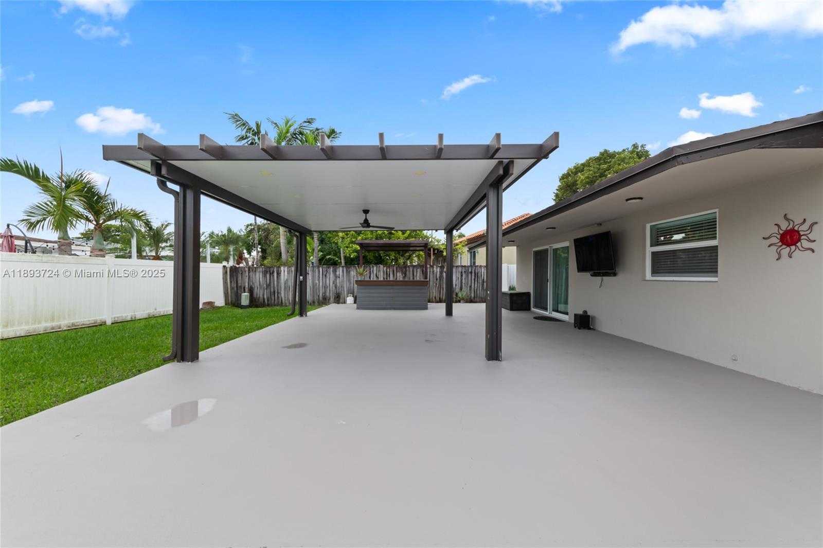 Small Image of 8440 SOUTH WEST 201ST ST, Cutler Bay Number 23