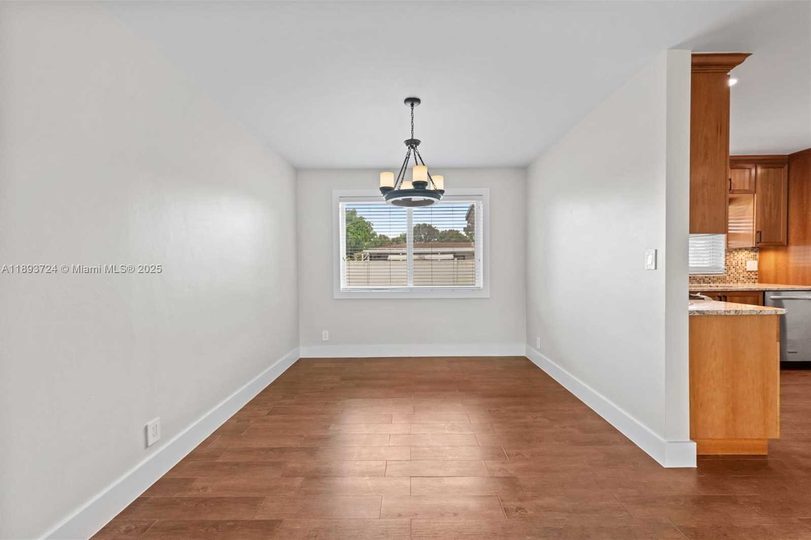 Small Image of 8440 SOUTH WEST 201ST ST, Cutler Bay Number 9