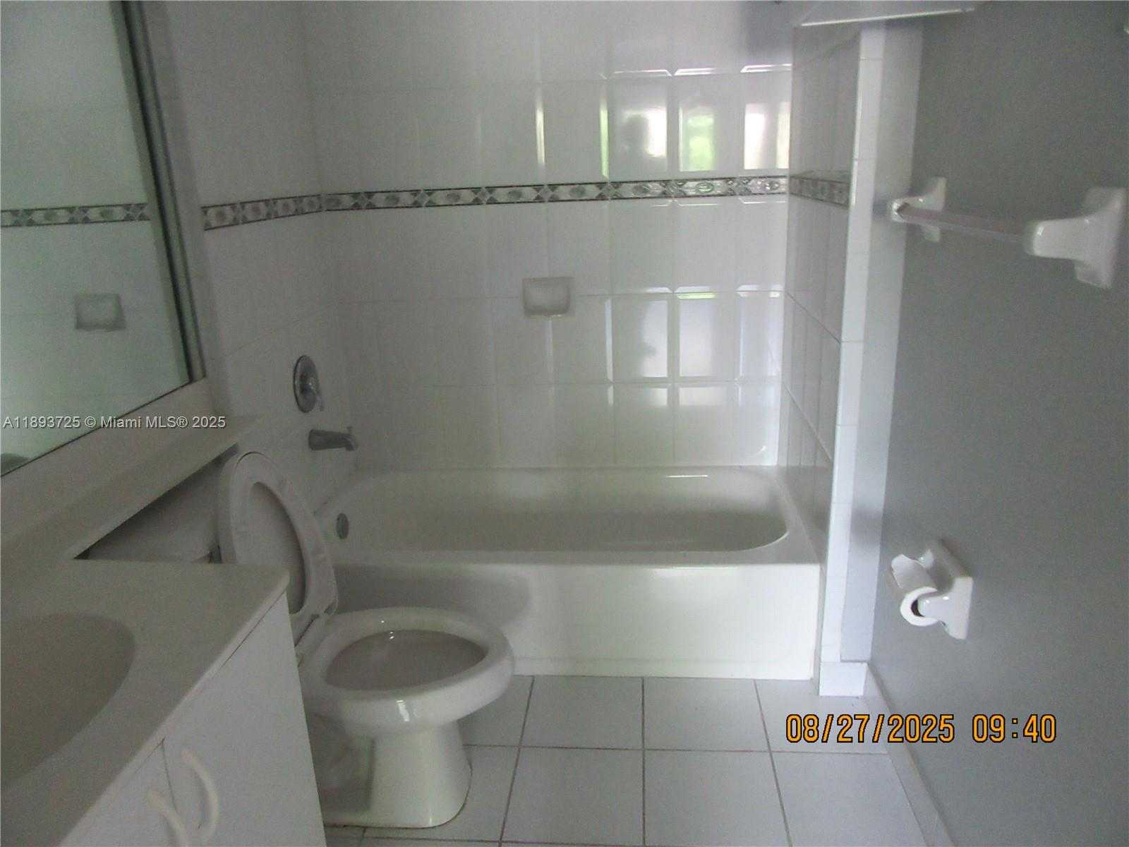Small Image of 2475 NORTH WEST 16TH ST RD #205, Miami Number 27
