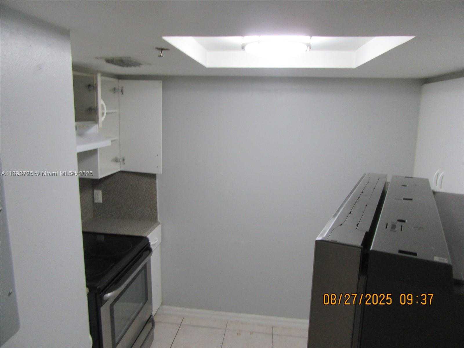 Small Image of 2475 NORTH WEST 16TH ST RD #205, Miami Number 8