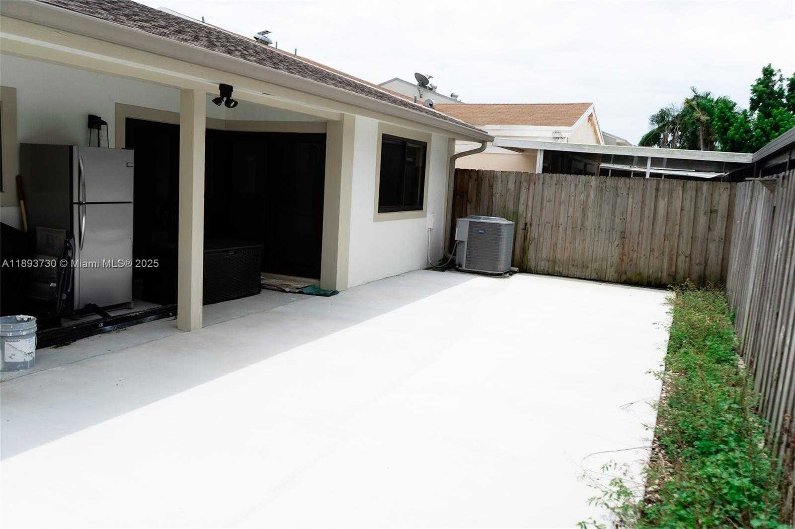 Small Image of 21900 SOUTH WEST 100TH PL, Cutler Bay Number 12