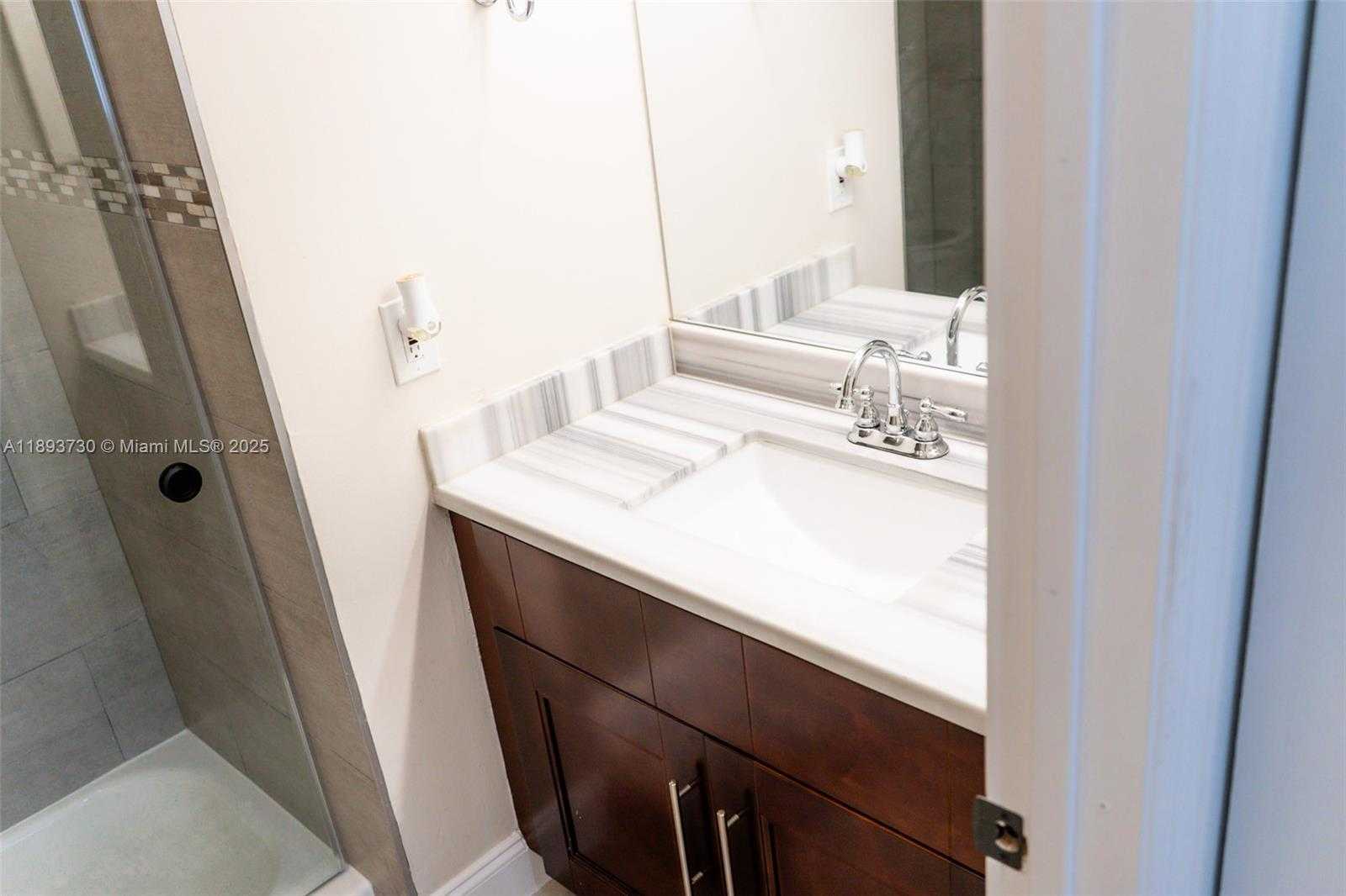 Small Image of 21900 SOUTH WEST 100TH PL, Cutler Bay Number 14