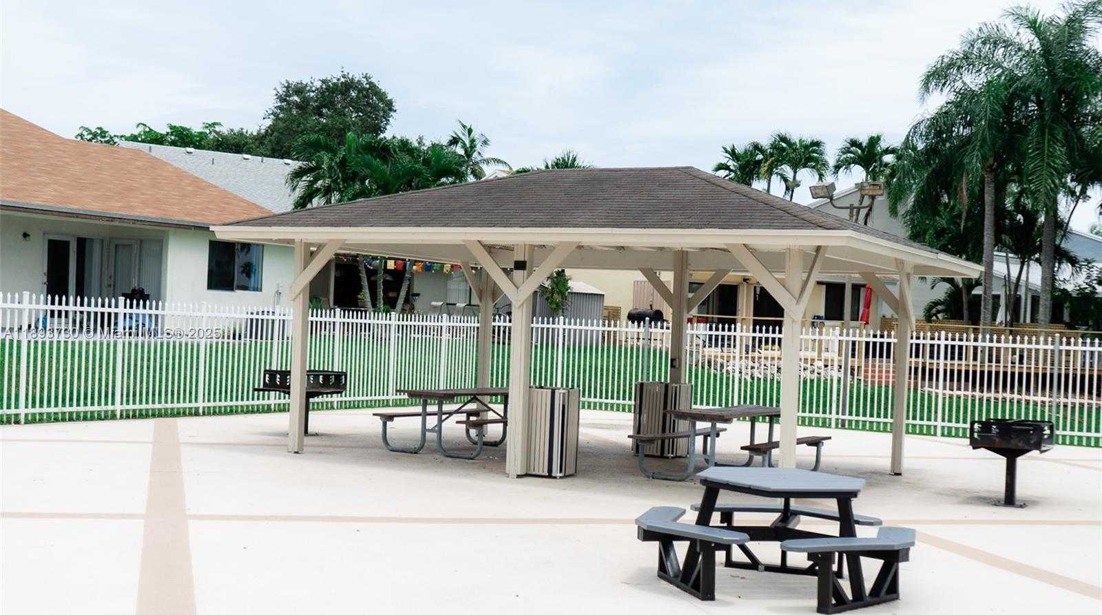 Small Image of 21900 SOUTH WEST 100TH PL, Cutler Bay Number 2