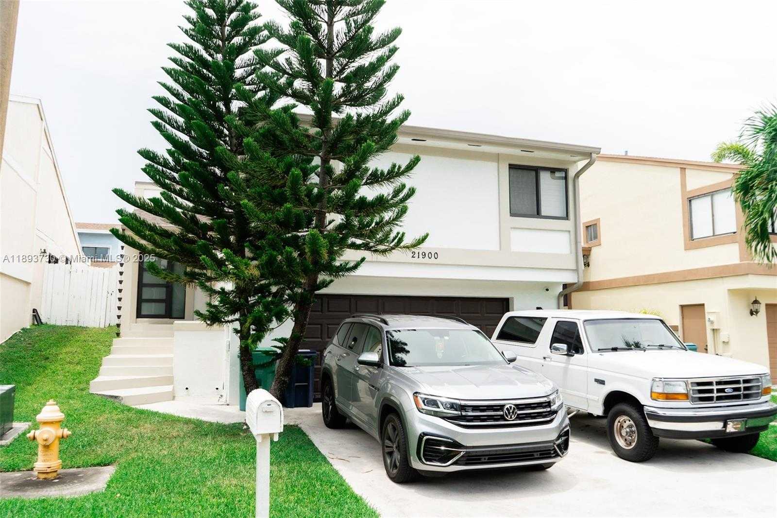 Small Image of 21900 SOUTH WEST 100TH PL, Cutler Bay Number 8