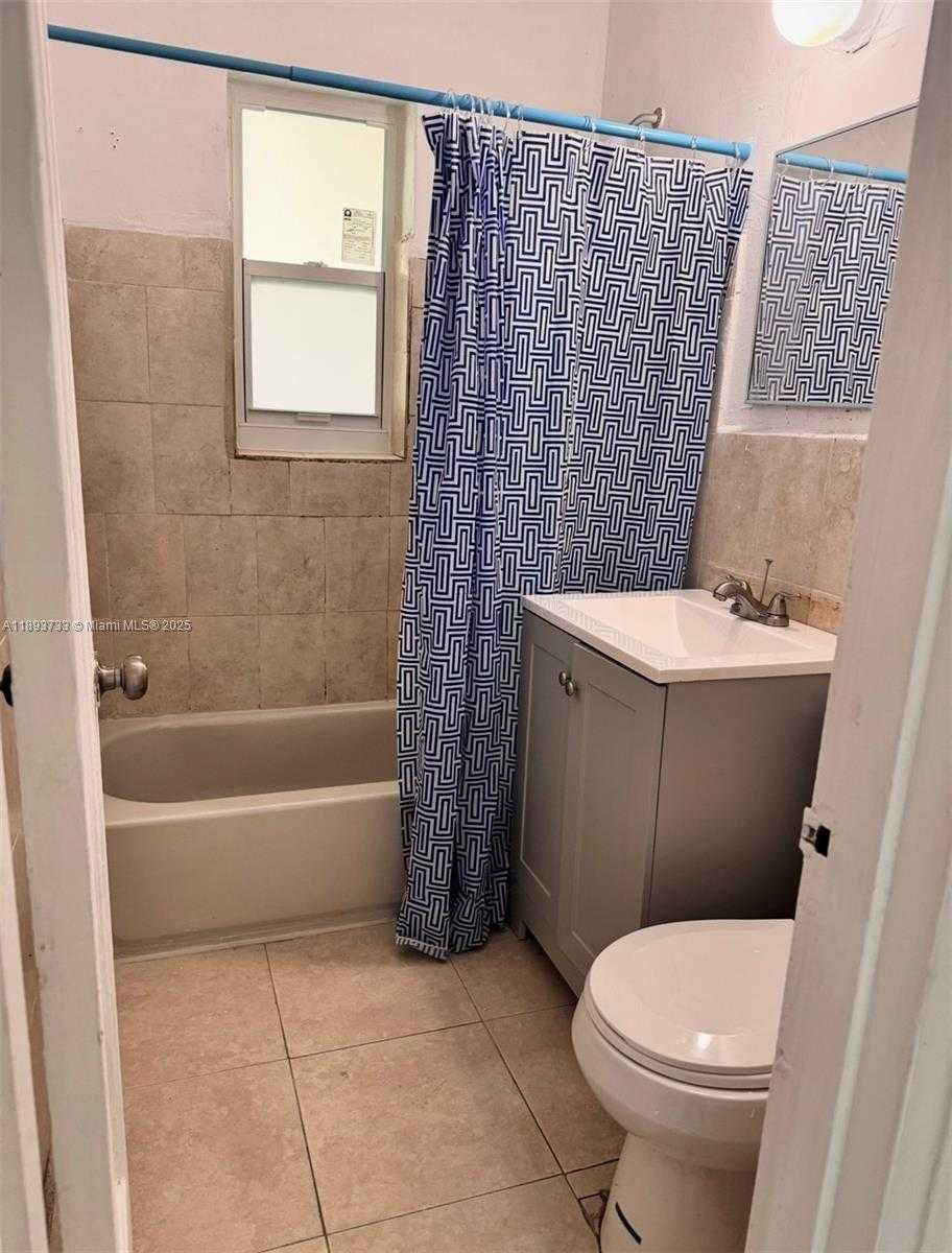 Small Image of 550 NORTH WEST 118TH ST #550, Miami Number 17