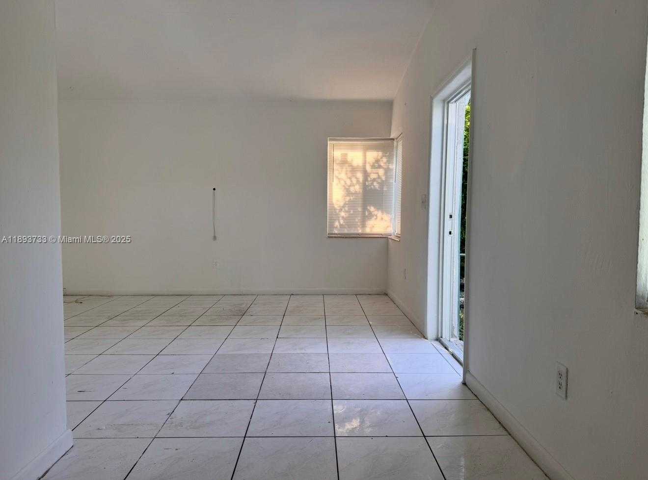 Small Image of 550 NORTH WEST 118TH ST #550, Miami Number 3
