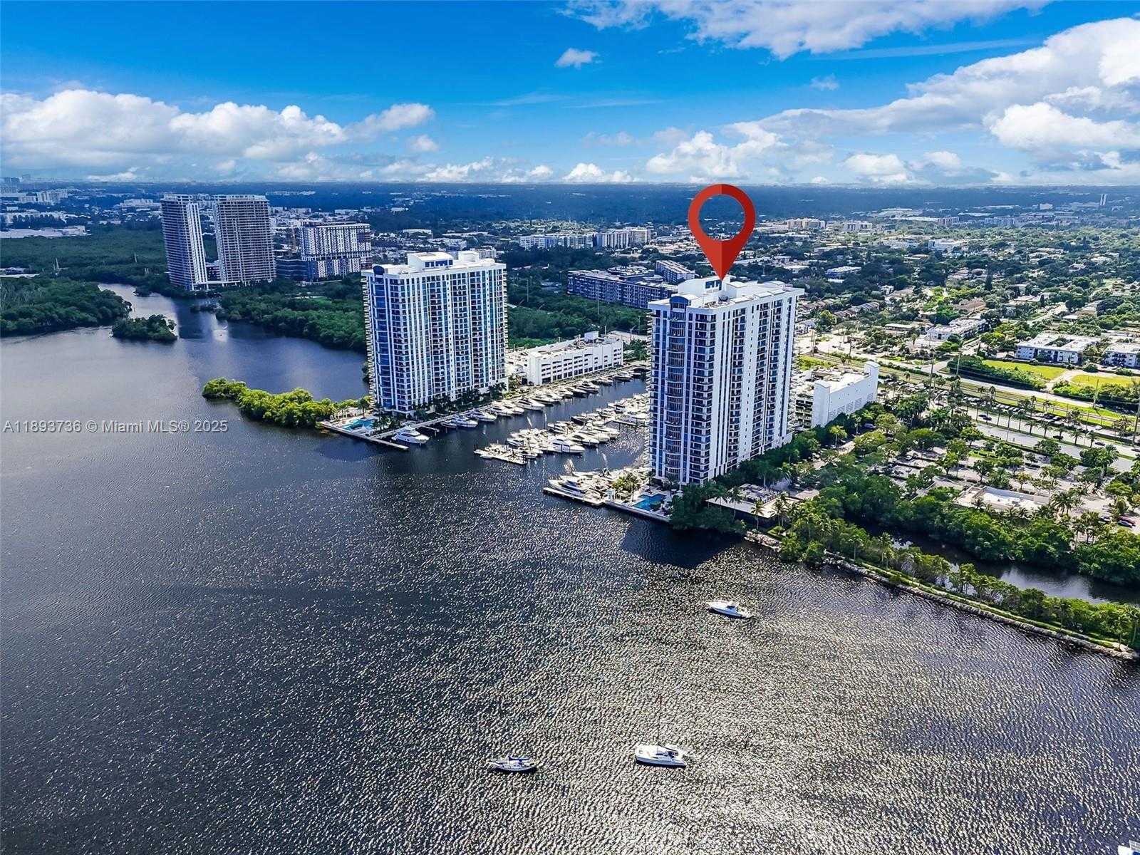 Small Image of 17301 BISCAYNE BLVD #501, North Miami Beach Number 49