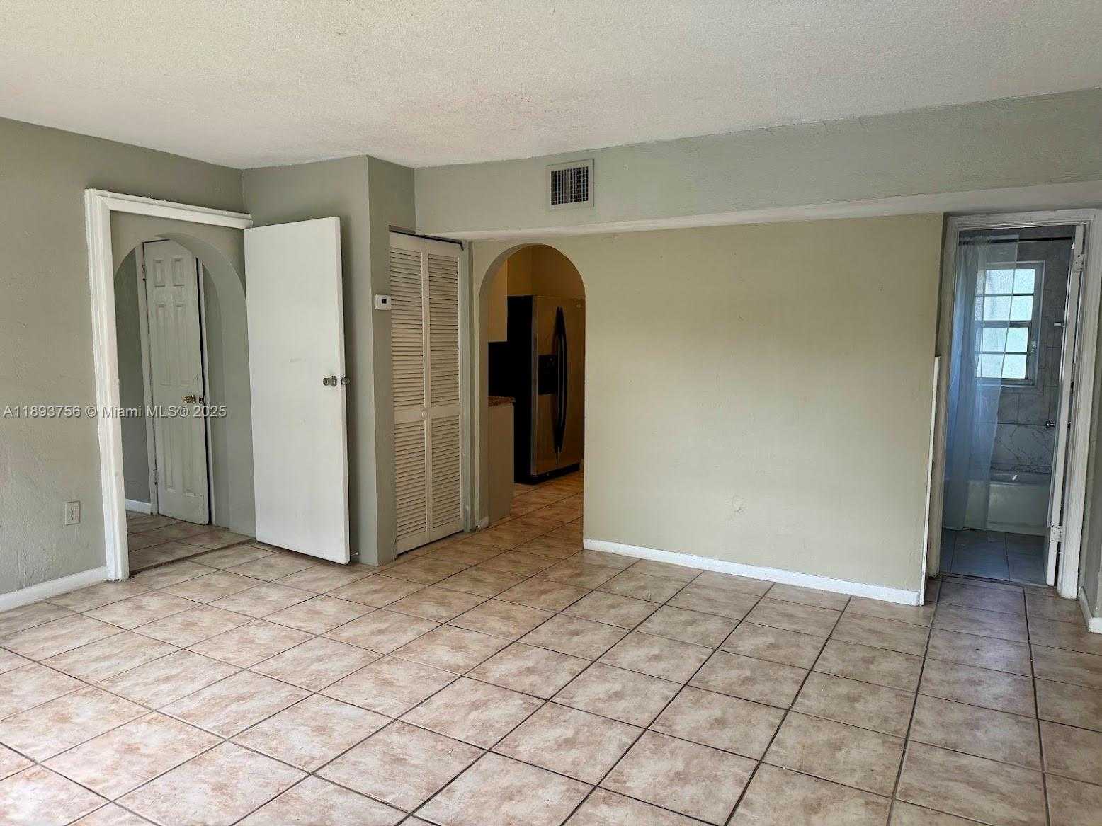 Small Image of 13845 NORTH WEST 5TH AVE, North Miami Number 19
