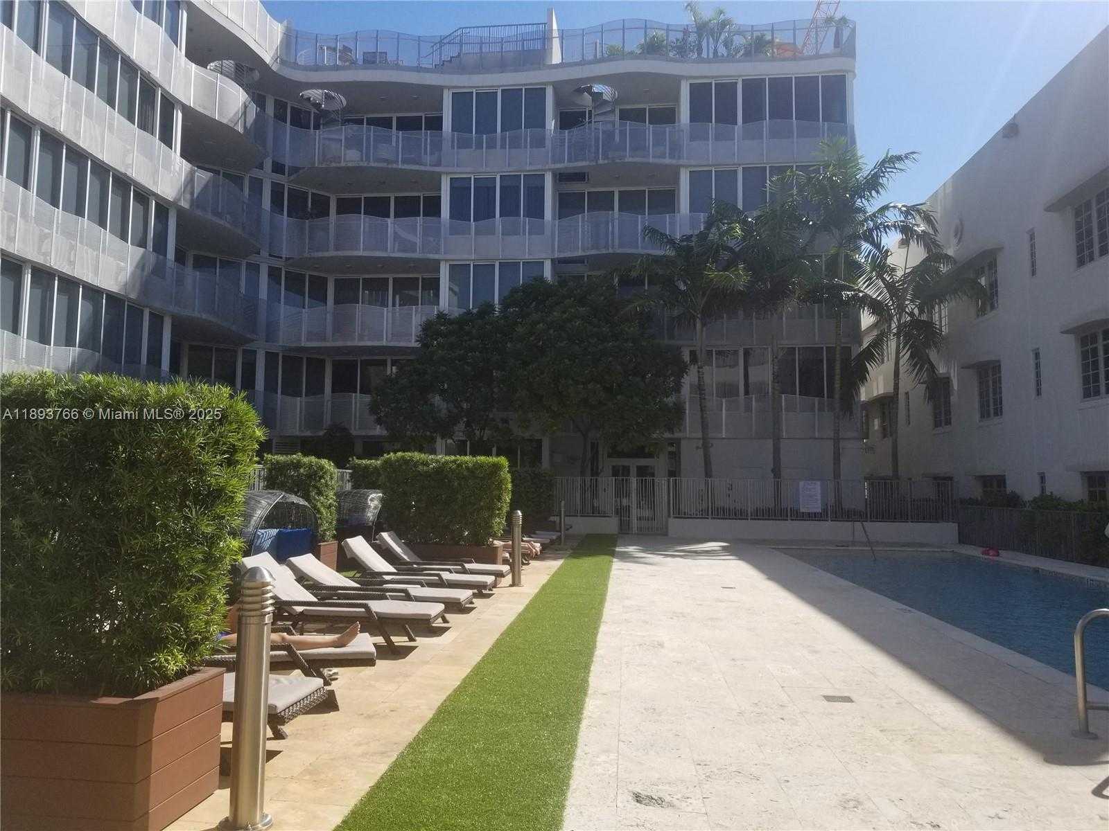 Small Image of Miami Beach Number 12