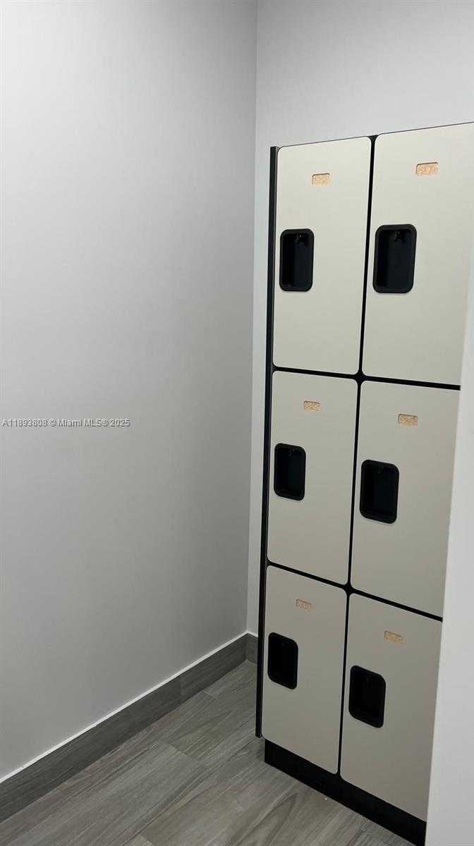 Small Image of 17021 NORTH BAY RD #123, Sunny Isles Beach Number 19