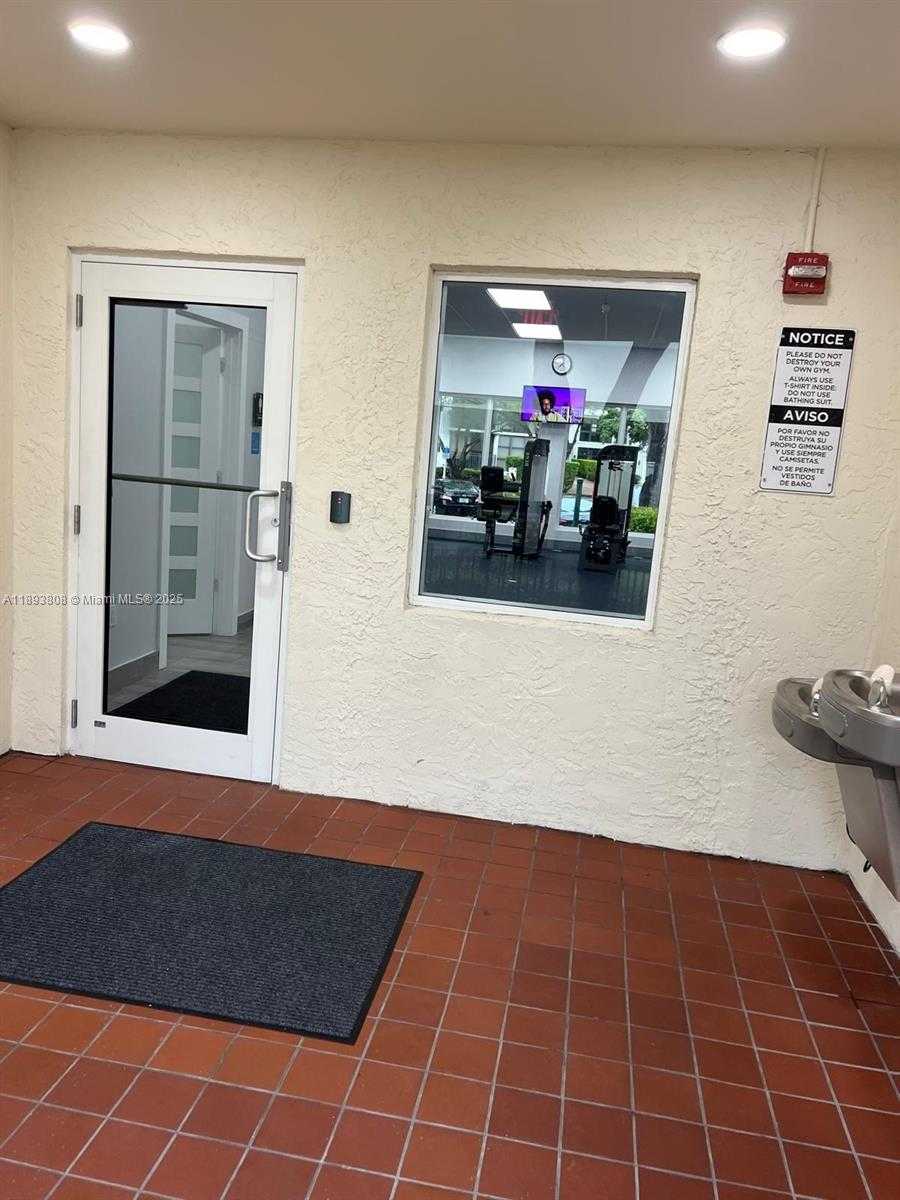 Small Image of 17021 NORTH BAY RD #123, Sunny Isles Beach Number 25