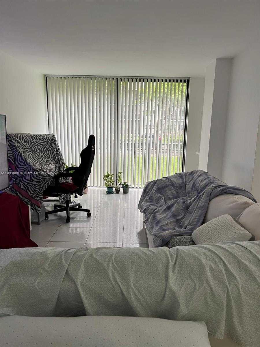 Small Image of 17021 NORTH BAY RD #123, Sunny Isles Beach Number 34